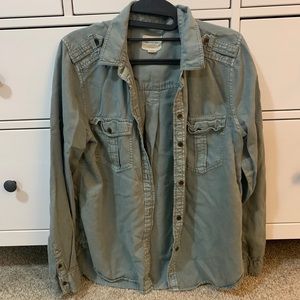 american eagle button up